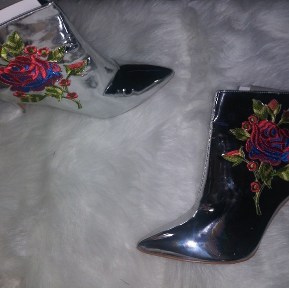 Cape Robbin Shoes - Cape Robbin Metallic Rose Booties